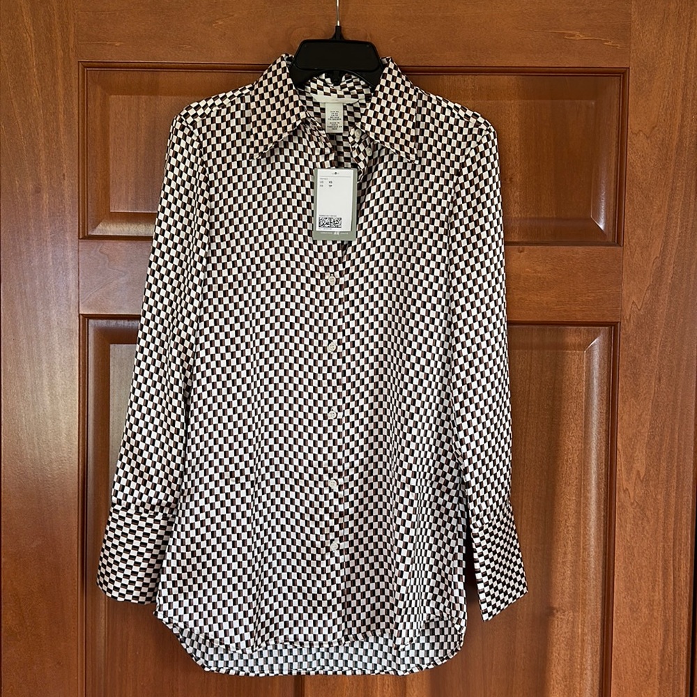 H&M silk blouse.